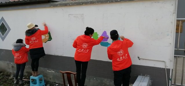 艺术进乡村——墙绘进行时
